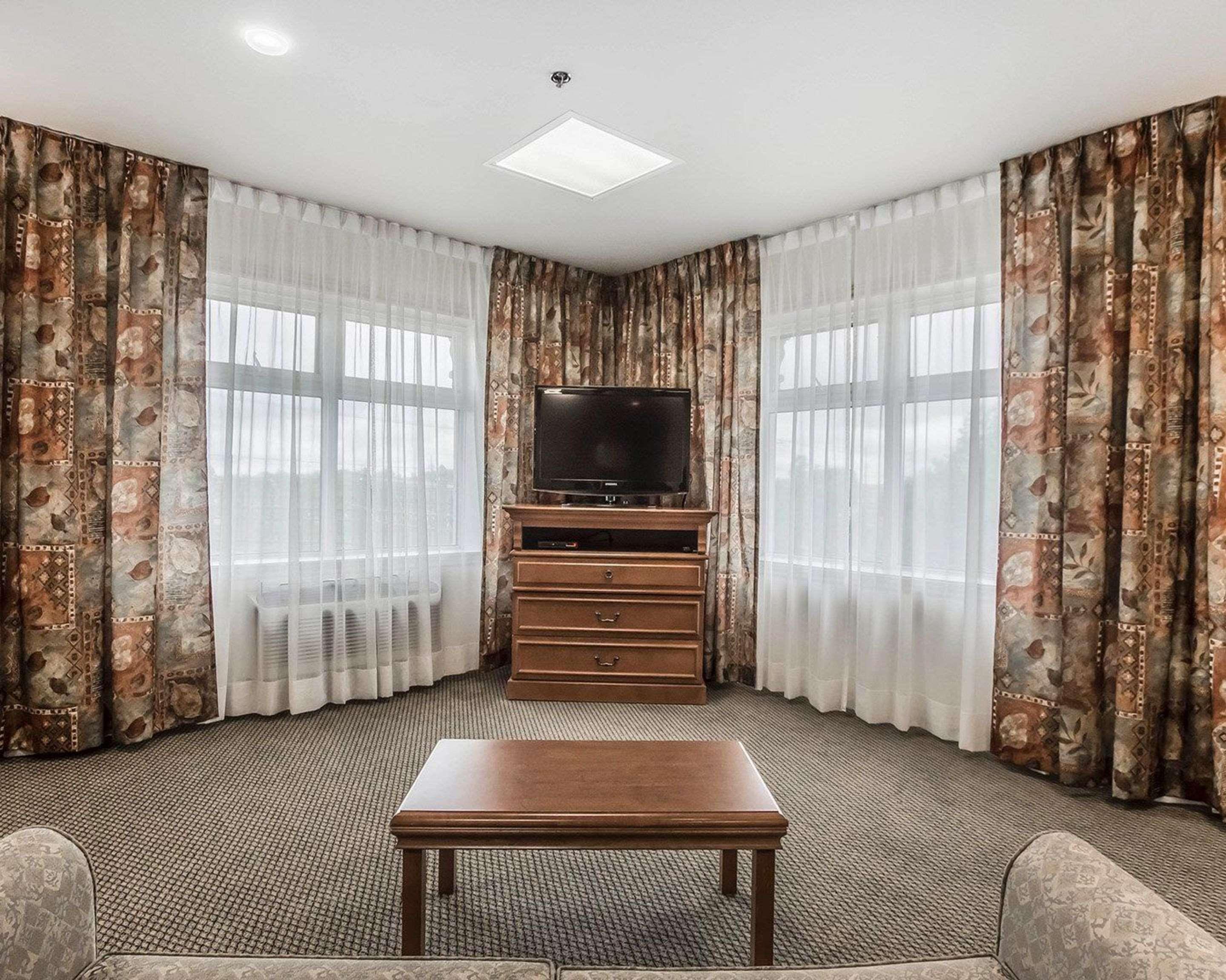 Quality Suites Drummondville Zewnętrze zdjęcie