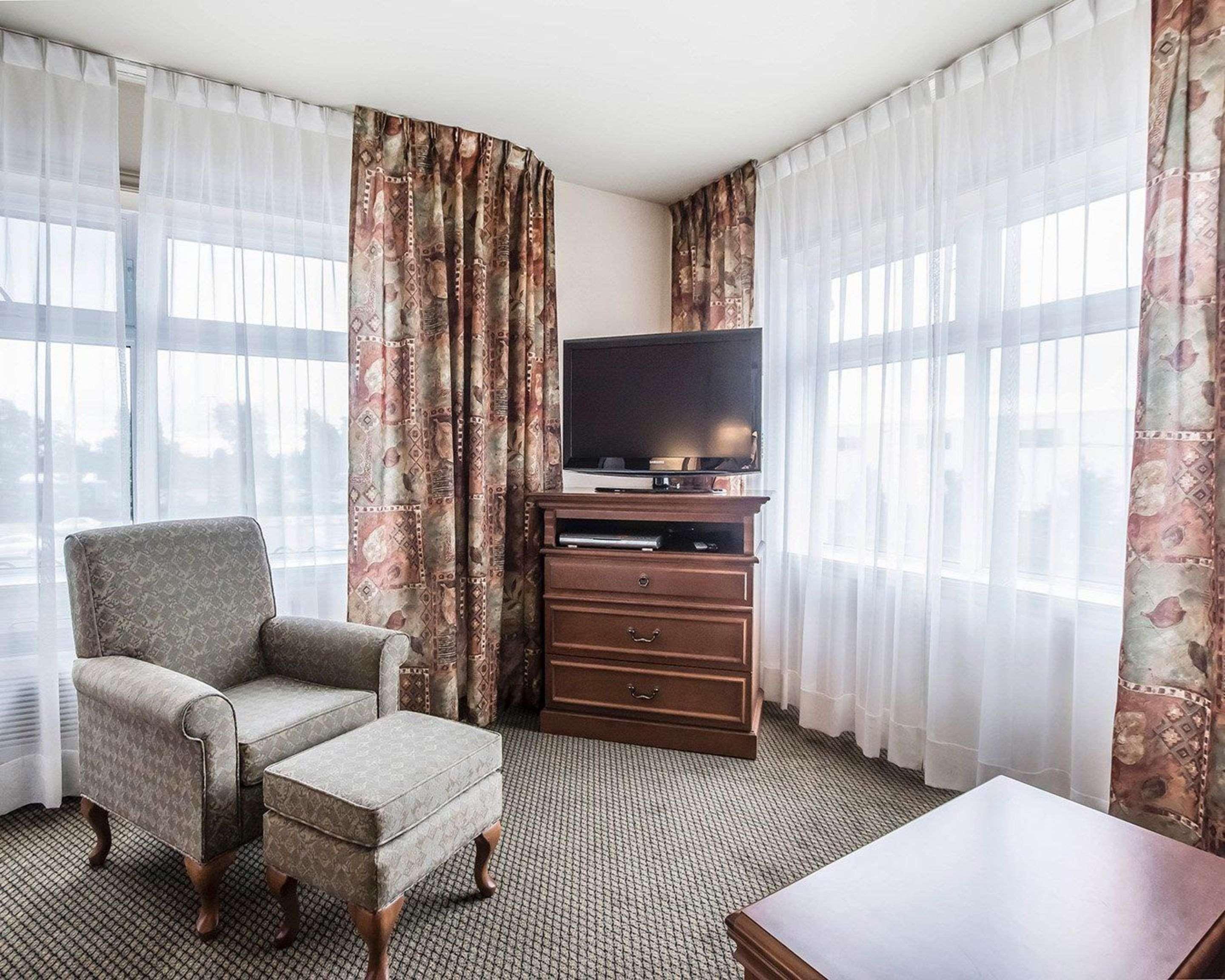 Quality Suites Drummondville Zewnętrze zdjęcie