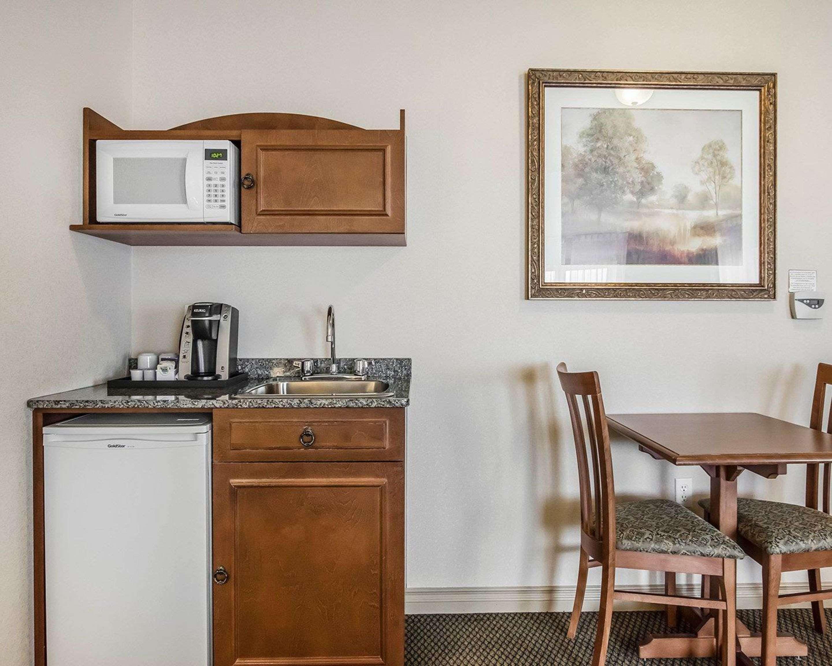 Quality Suites Drummondville Zewnętrze zdjęcie