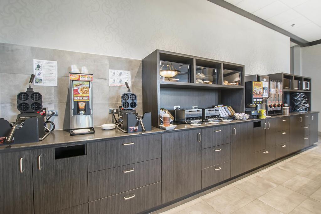 Quality Suites Drummondville Zewnętrze zdjęcie